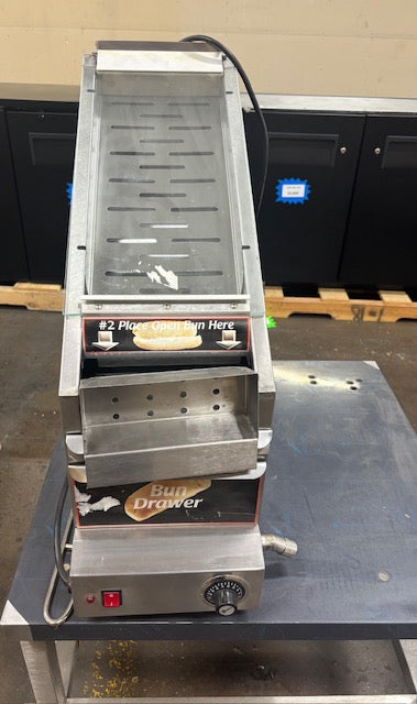 BenchmarkUSA 60024 “Dog House” Hot Dog Cooker & Bun Warmer – Used