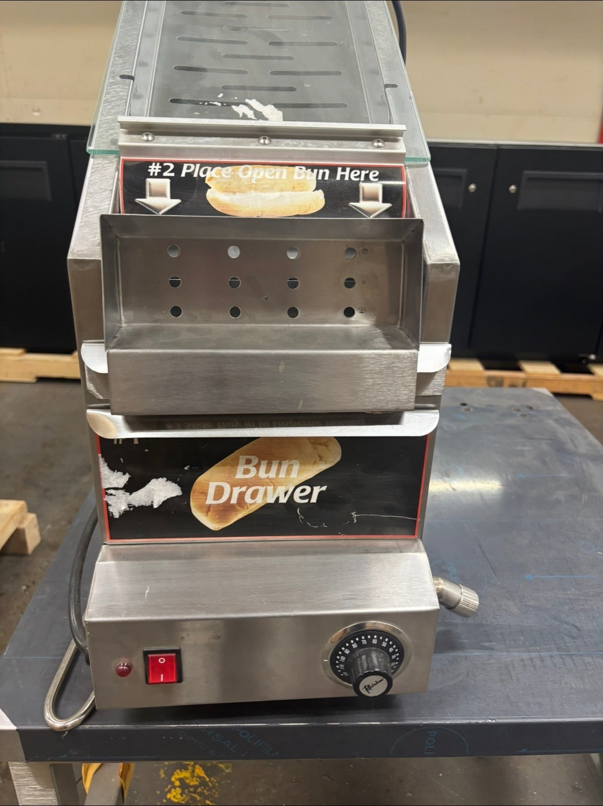 BenchmarkUSA 60024 “Dog House” Hot Dog Cooker & Bun Warmer – Used
